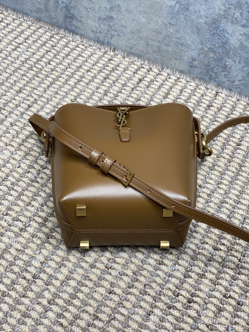 Y51 top handle bags